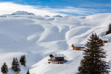 Hütten und Tiefschnee  Champéry Valais Schweiz by Peter Ehlert in Skigebiet Portes du Soleil