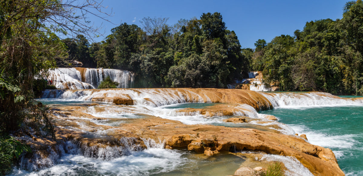 Erste Stufe der Wasserfälle by Peter Ehlert in Tumbalá Chiapas Mexiko