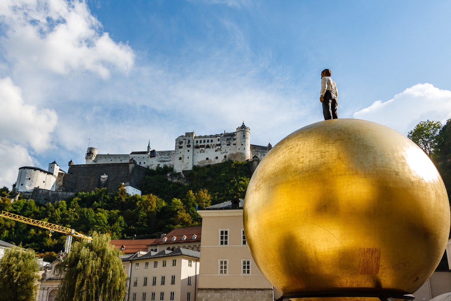 Balkenhol-Mozartkugel am Kapitelplatz  Salzburg Salzburg Österreich by Peter Ehlert in Salzburg mit Schloss Hellbrunn