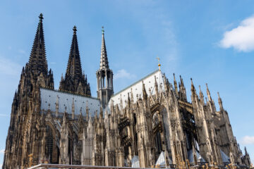 Südost Seite des Kölner Doms  Köln Nordrhein-Westfalen Deutschland by Peter Ehlert in Köln_Museum_Ludwig