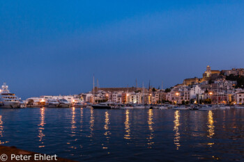 Blaue Stunde  Ibiza Stadt Balearische Inseln - Ibiza Spanien by Peter Ehlert in Ibiza - Insel des Lichts