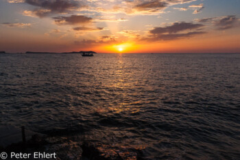 Sonne, Wolken und Meer  Sant Antoni de Portmany Balearische Inseln - Ibiza Spanien by Peter Ehlert in Ibiza - Insel des Lichts