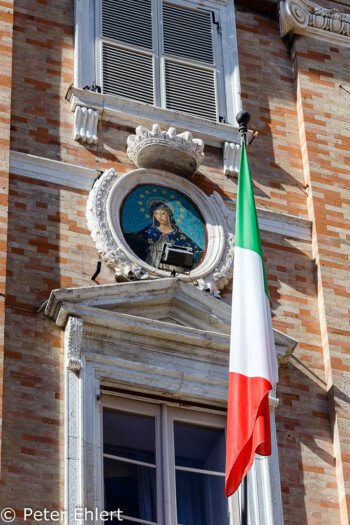 Piazza della Libertà  Macerata Marche Italien by Peter Ehlert in Italien - Marken