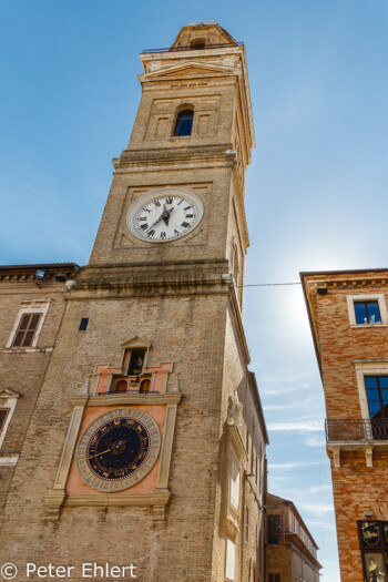 Piazza della Libertà  Macerata Marche Italien by Peter Ehlert in Italien - Marken