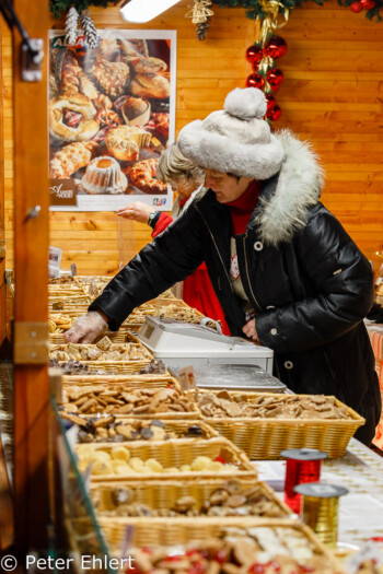 Plätzchen Stand  Strasbourg Grand Est Frankreich by Peter Ehlert in Weihnachtsmarkt 2017 Straßburg