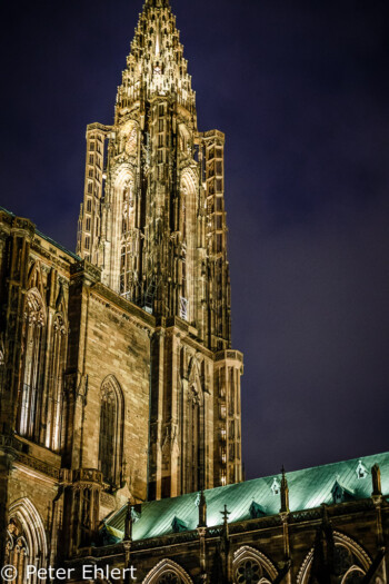 Turm  Strasbourg Grand Est Frankreich by Peter Ehlert in Weihnachtsmarkt 2017 Straßburg