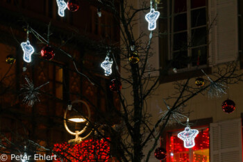 Leuchtengel im Baum  Strasbourg Grand Est Frankreich by Peter Ehlert in Weihnachtsmarkt 2017 Straßburg