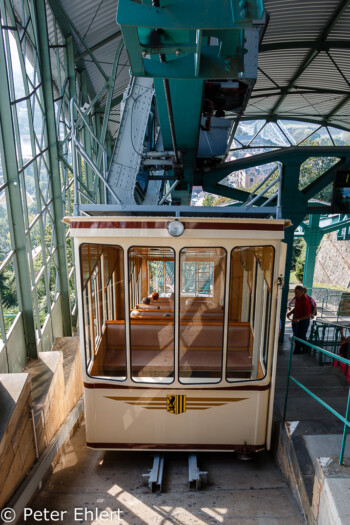 Schwebebahn kabine  Dresden Sachsen Deutschland by Peter Ehlert in Dresden Weekend