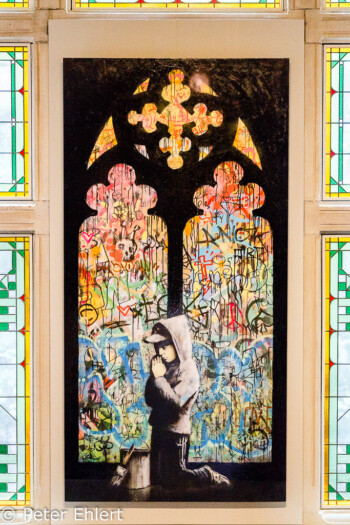 Church boy  Amsterdam Noord-Holland Niederlande by Peter Ehlert in Banksy und Salvador Dali Ausstellung