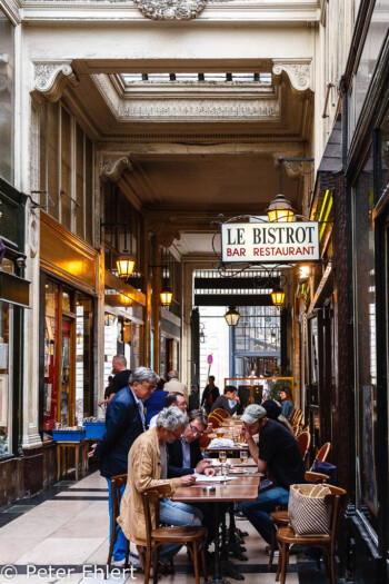 Bistrot  Paris Île-de-France Frankreich by Peter Ehlert in Paris, quer durch die Stadt