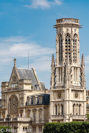 Glockenturm von Saint-Germain-l'Auxerrois  Paris Île-de-France Frankreich by Peter Ehlert in Paris, quer durch die Stadt