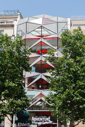 Citroën Gebäude  Paris Île-de-France Frankreich by Peter Ehlert in Paris, quer durch die Stadt