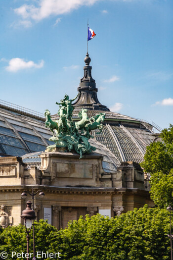 Kuppel Grand Palais  Paris Île-de-France Frankreich by Peter Ehlert in Paris, quer durch die Stadt