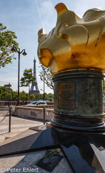 Flamme de la Liberté  Paris Île-de-France Frankreich by Peter Ehlert in Paris, quer durch die Stadt