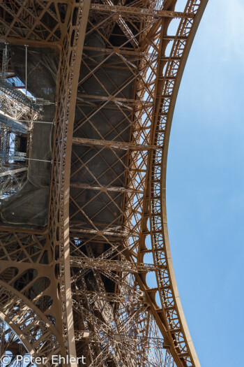 Bogenkonstruktion  Paris Île-de-France Frankreich by Peter Ehlert in Paris, Eiffelturm und Quartier Latin