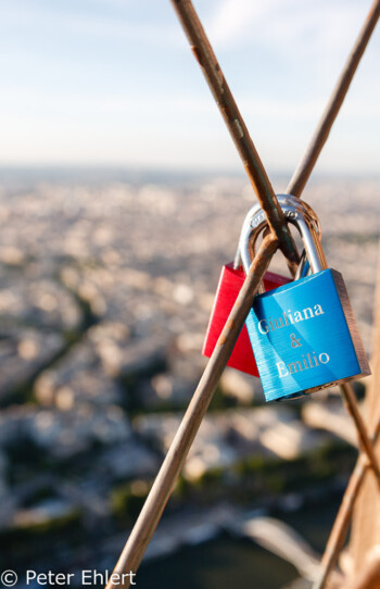 Schlösser am Gitter  Paris Île-de-France Frankreich by Peter Ehlert in Paris, Eiffelturm und Quartier Latin