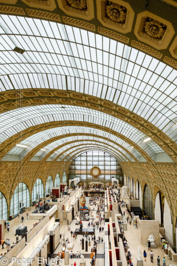 Eingangshalle  Paris Île-de-France Frankreich by Peter Ehlert in Paris Louvre und Musée d’Orsay