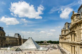 Innenhof  Paris Île-de-France Frankreich by Lara Ehlert in Paris Louvre und Musée d’Orsay