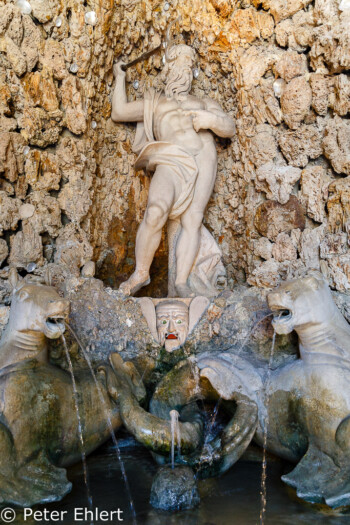 Neptun mit Seepferden  Salzburg Salzburg Österreich by Peter Ehlert in Salzburg mit Schloss Hellbrunn