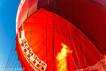 Brenner mit Ballon  Greiling Bayern Deutschland by Peter Ehlert in Ballonfahrt im Winter