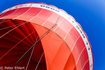 Tegernsee Ballonfahrt  Greiling Bayern Deutschland by Peter Ehlert in Ballonfahrt im Winter