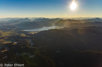 Tegernsee  Reichersbeuern Bayern Deutschland by Peter Ehlert in Ballonfahrt im Winter