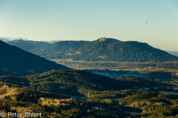 Weiterer Ballon über Kochelsee  Waakirchen Bayern Deutschland by Peter Ehlert in Ballonfahrt im Winter