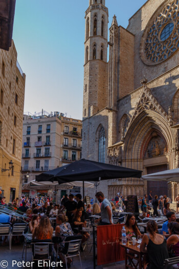 Straßenrestaurant vor Basilica Santa María del Mar  Barcelona Catalunya Spanien by Peter Ehlert in Barcelona Stadtrundgang