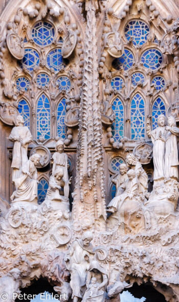 Details der Geburtsfassade     by Lara Ehlert in Barcelonas Kirchen