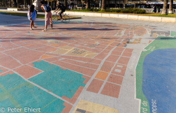 Aufgemalter Stadtplan  Barcelona Catalunya Spanien by Peter Ehlert in Barcelona Stadtrundgang