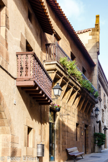 Gasse aus Vergara (Guipúzcoa) - País Vasco  Barcelona Catalunya Spanien by Peter Ehlert in Barcelona Stadtrundgang