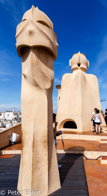 Schornsteine  Barcelona Catalunya Spanien by Peter Ehlert in Barcelona Stadtrundgang