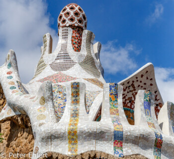 Dach des Pförtnerhauses  Barcelona Catalunya Spanien by Peter Ehlert in Barcelona Stadtrundgang