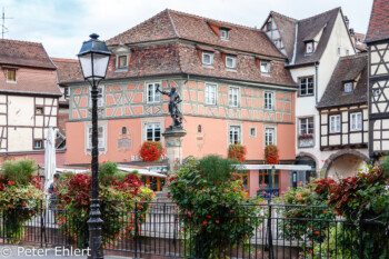 Blick auf Schwendi Brunnen  Colmar Alsace-Champagne-Ardenne-Lorrain Frankreich by Peter Ehlert in Colmar Weekend