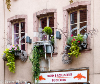 Haus mit Dekoration  Colmar Alsace-Champagne-Ardenne-Lorrain Frankreich by Peter Ehlert in Colmar Weekend