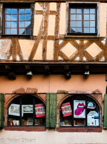 Buchhandlung im Fachwerkhaus  Colmar Alsace-Champagne-Ardenne-Lorrain Frankreich by Peter Ehlert in Colmar Weekend