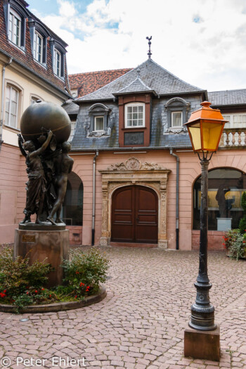 Innenhof  Colmar Alsace-Champagne-Ardenne-Lorrain Frankreich by Peter Ehlert in Colmar Weekend