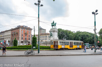 Straßenbahn und Monumento a Garibaldi  Milano Lombardia Italien by Peter Ehlert in Mailand - Daytrip