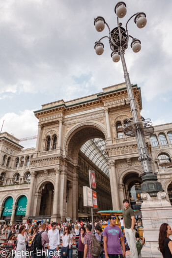 Eingang der Galleria  Milano Lombardia Italien by Peter Ehlert in Mailand - Daytrip
