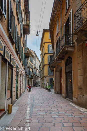 Seitengasse  Milano Lombardia Italien by Peter Ehlert in Mailand - Daytrip