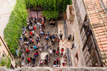 Innenhof  Verona Veneto Italien by Peter Ehlert in Verona Weekend mit Opernaufführung