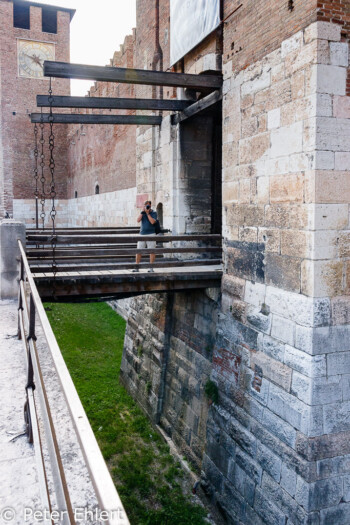 Zugbrücke  Verona Veneto Italien by Peter Ehlert in Verona Weekend mit Opernaufführung