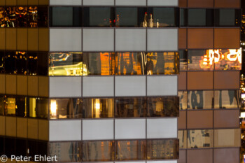 Spiegelungen im Vdara  Las Vegas Nevada USA by Peter Ehlert in Las Vegas Stadt und Hotels