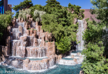 Wasserfall  Las Vegas Nevada USA by Peter Ehlert in Las Vegas Stadt und Hotels