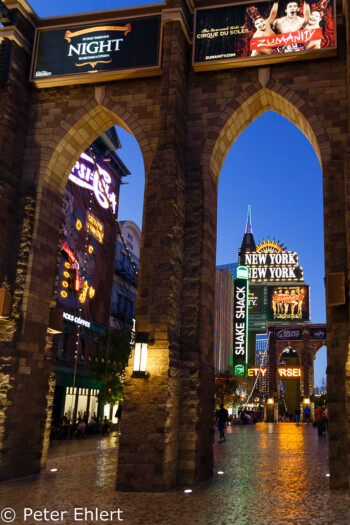 Brooklyn Bridge  Las Vegas Nevada USA by Peter Ehlert in Las Vegas Stadt und Hotels