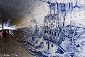 Tunnel mit bemalten Kacheln  Amsterdam Noord-Holland Niederlande by Peter Ehlert in Amsterdam Trip