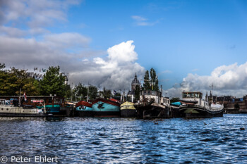 Hausboote  Amsterdam Noord-Holland Niederlande by Peter Ehlert in Amsterdam Trip