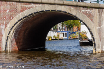 Brücke über nieuwe Prinsengracht  Amsterdam Noord-Holland Niederlande by Peter Ehlert in Amsterdam Trip