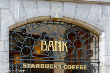 Jugendstil Gitter Bank - Starbucks  Amsterdam Noord-Holland Niederlande by Peter Ehlert in Amsterdam Trip