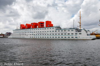 Botel Schiff  Amsterdam Noord-Holland Niederlande by Peter Ehlert in Amsterdam Trip